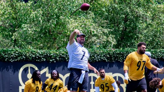 Ben's still 'looking at the wrist bands,' but comfortable with offense taken on the South Side (Steelers)